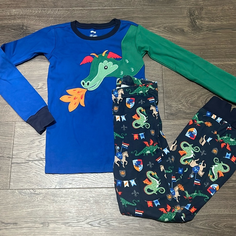Dragon Pajamas - Sz 8